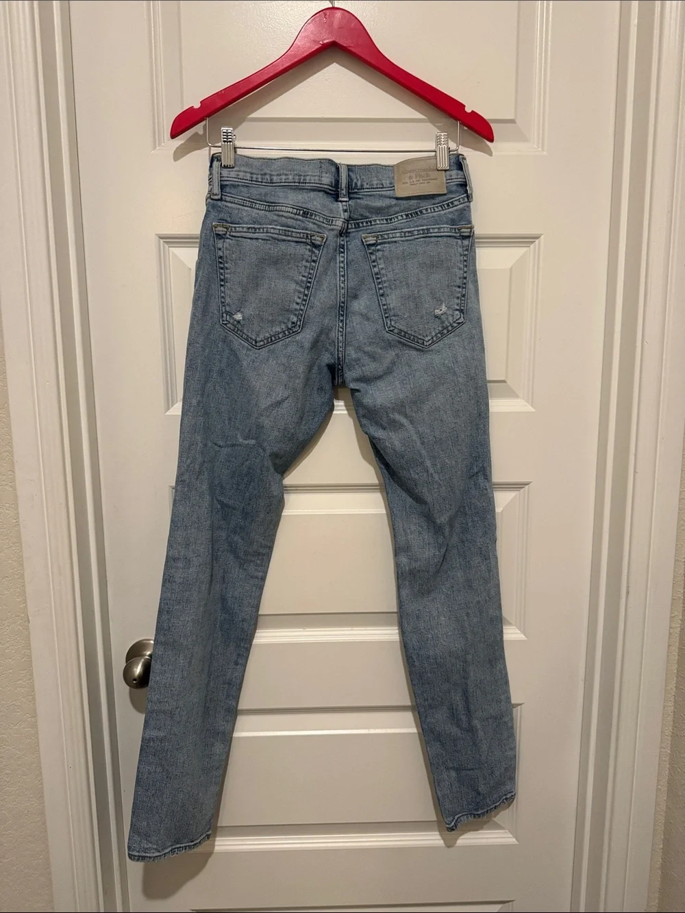 Men’s Abercrombie and Fitch skinny jeans